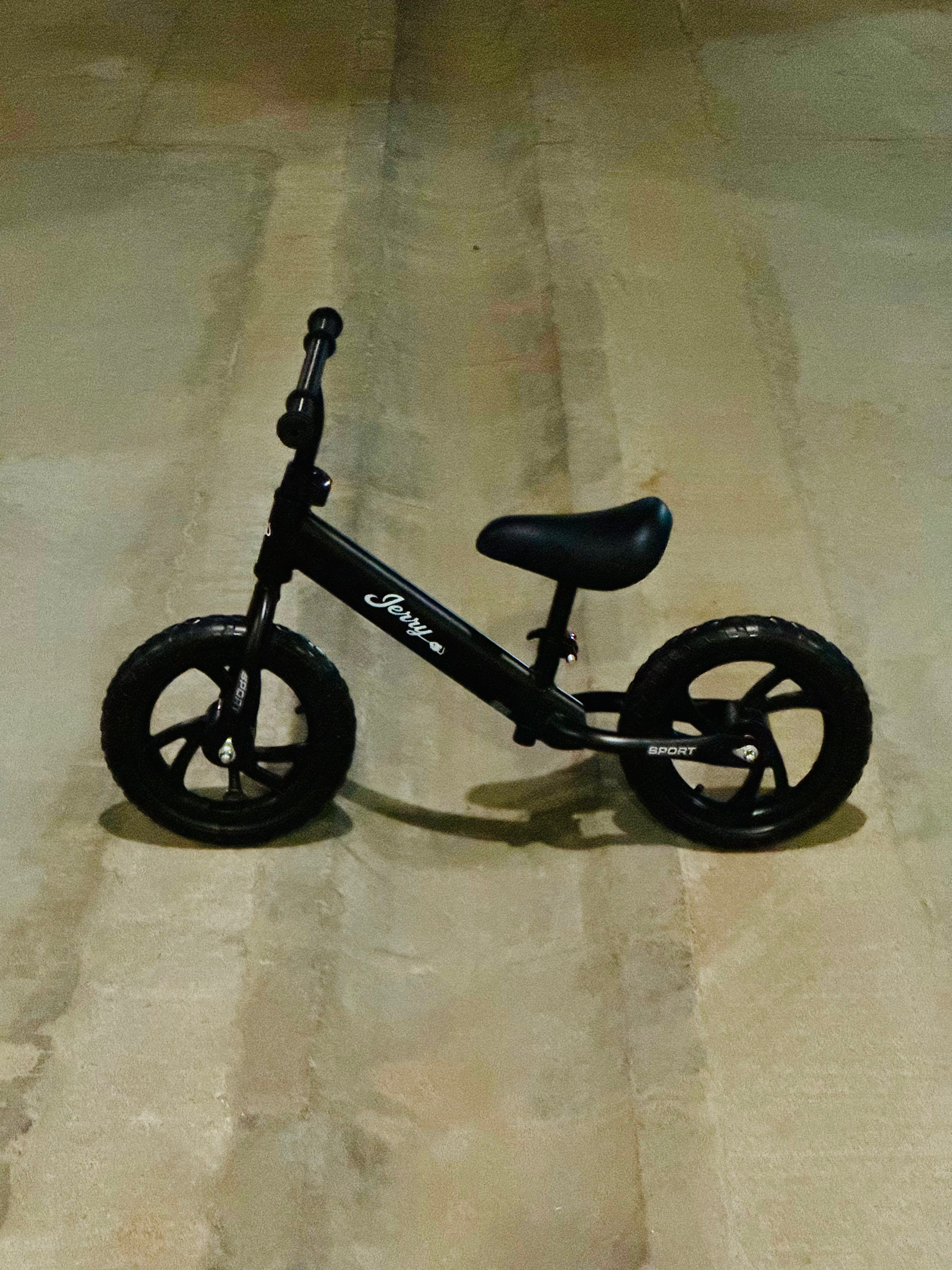 Jerry 12" Manual Balance Bike